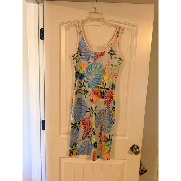 nike ISO Hyper Femme Floral Midi Dress Pink Medium - Picture 2 of 3